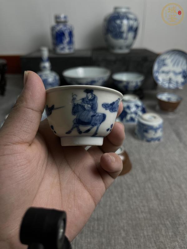 古玩陶瓷青花人物故事紋茶杯真品鑒賞圖