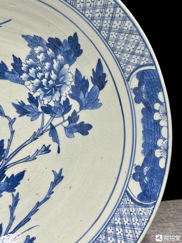 古玩陶瓷清晚·青花蝶戀花紋大盤拍賣,當前價格5800元