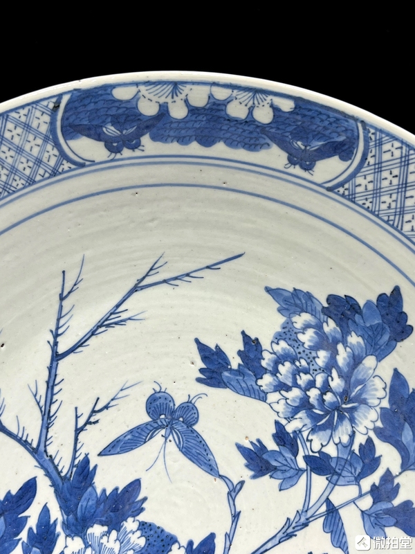 古玩陶瓷清晚·青花蝶戀花紋大盤拍賣,當前價格5800元