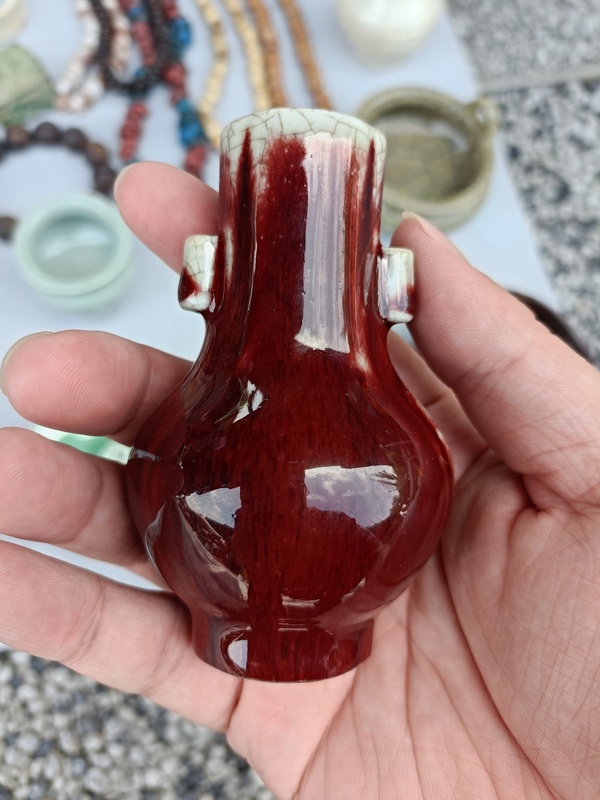 古玩陶瓷清中晚郎紅釉貫耳拍賣,當前價格6888元