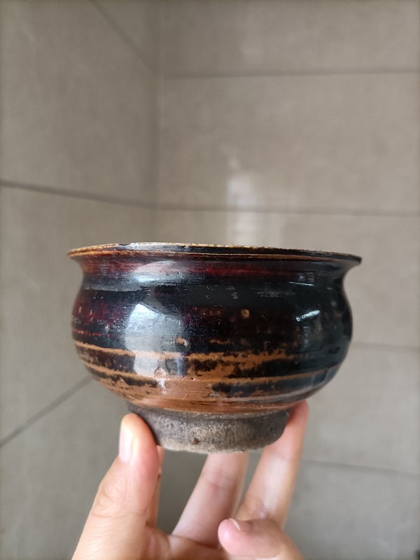 古玩陶瓷明代.褐釉香爐700拍賣,當前價格700元