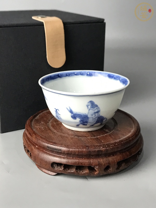 古玩陶瓷青花杯真品鑒賞圖