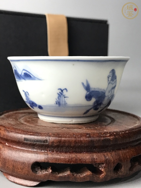 古玩陶瓷青花杯真品鑒賞圖