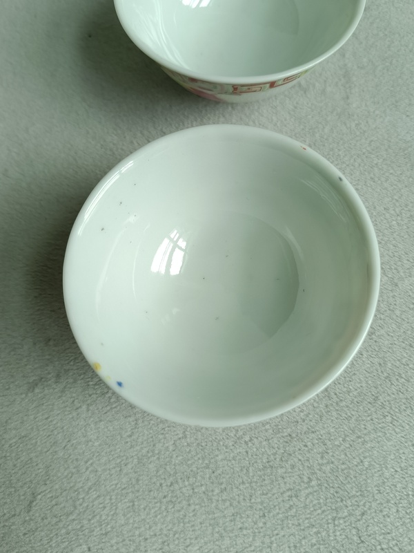 古玩陶瓷粉彩花卉紋茶碗拍賣，當(dāng)前價(jià)格499元