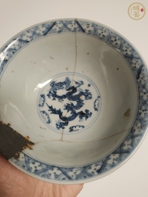 古玩陶瓷青花龍紋碗真品鑒賞圖