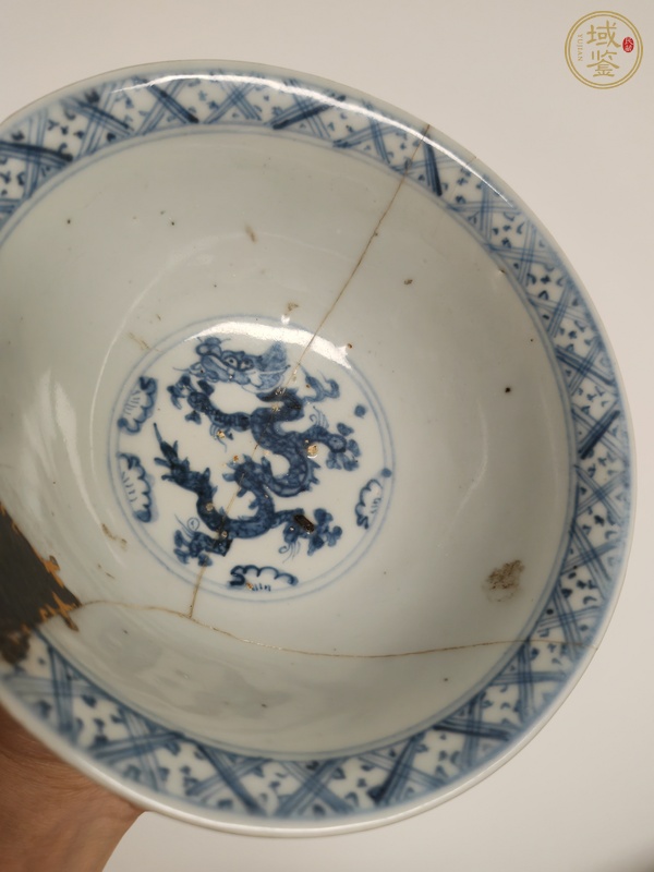 古玩陶瓷青花龍紋碗真品鑒賞圖