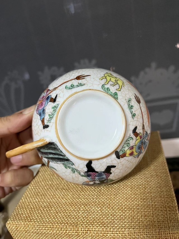 古玩陶瓷民國廣彩狩獵圖人物故事紋杯拍賣,當前價格350元