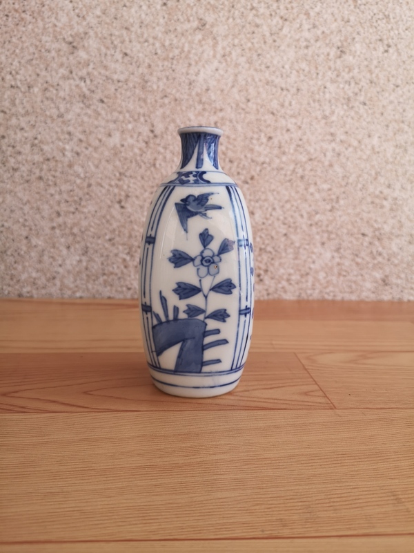古玩陶瓷花鳥紋青花瓶拍賣,當前價格180元