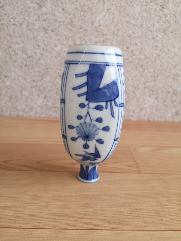 古玩陶瓷花鳥紋青花瓶拍賣,當前價格180元
