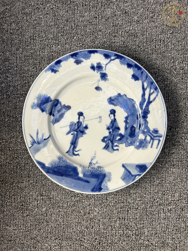 古玩陶瓷青花仕女盤真品鑒賞圖