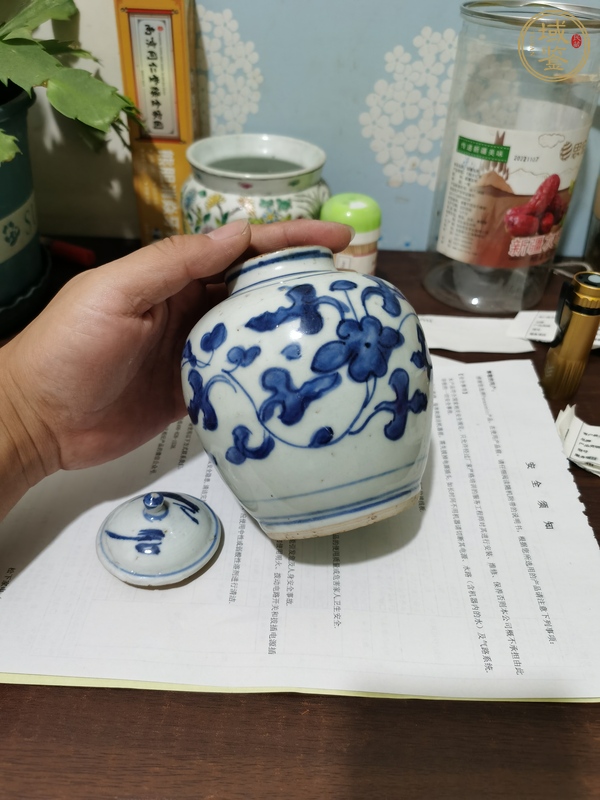 古玩陶瓷青花罐真品鑒賞圖