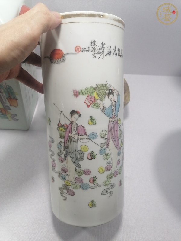 古玩陶瓷天女散花帽筒真品鑒賞圖