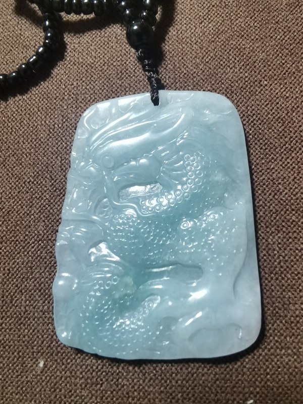 古玩玉器翡翠龍牌子拍賣,當前價格480元