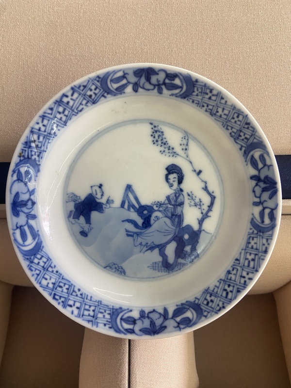 古玩陶瓷康熙 三娘教子青花小碟拍賣,當前價格1680元