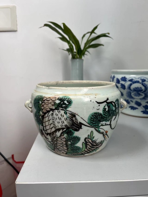 古玩轉(zhuǎn)賣民國松鶴紋四系粥罐拍賣,當前價格1000元