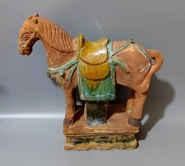 古玩陶瓷【館藏級(jí)】明代三彩陶馬俑塑像拍賣,當(dāng)前價(jià)格6888元