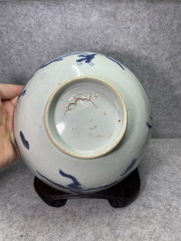 古玩陶瓷雍正青花過墻龍紋碗拍賣,當前價格3990元
