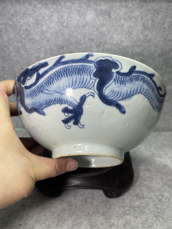 古玩陶瓷雍正青花過墻龍紋碗拍賣,當前價格3990元
