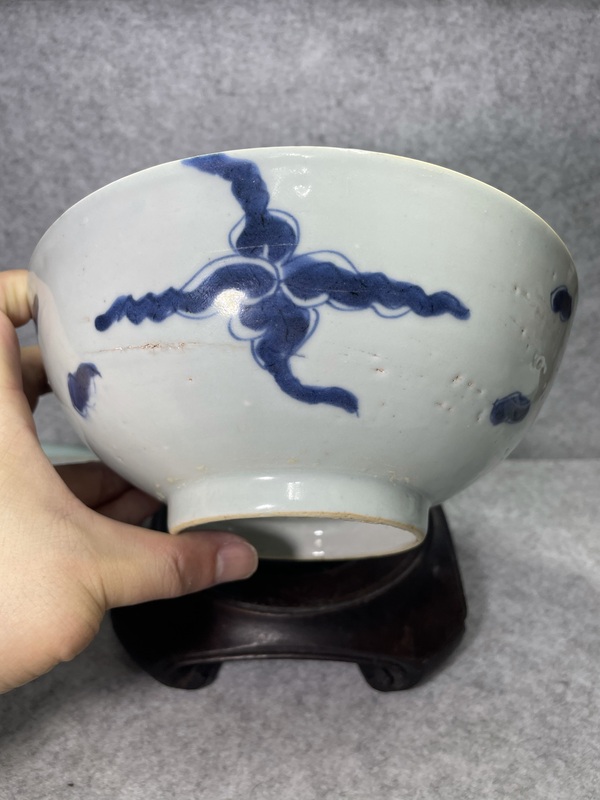 古玩陶瓷雍正青花過墻龍紋碗拍賣,當前價格3990元