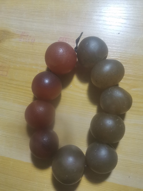 古玩玉器瑪瑙手串拍賣,當前價格200元