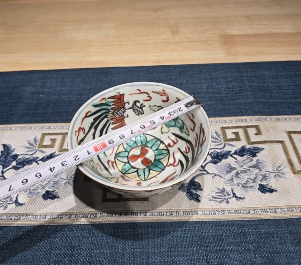 古玩陶瓷清中期紅綠彩鳳紋牡丹茶碗拍賣,當前價格330元