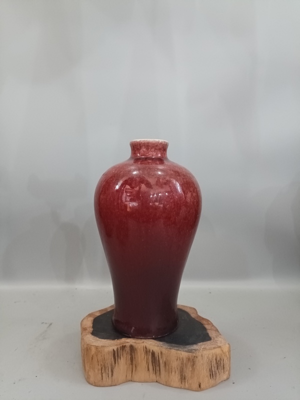 古玩陶瓷非常好看紅釉梅瓶拍賣(mài),當(dāng)前價(jià)格276元