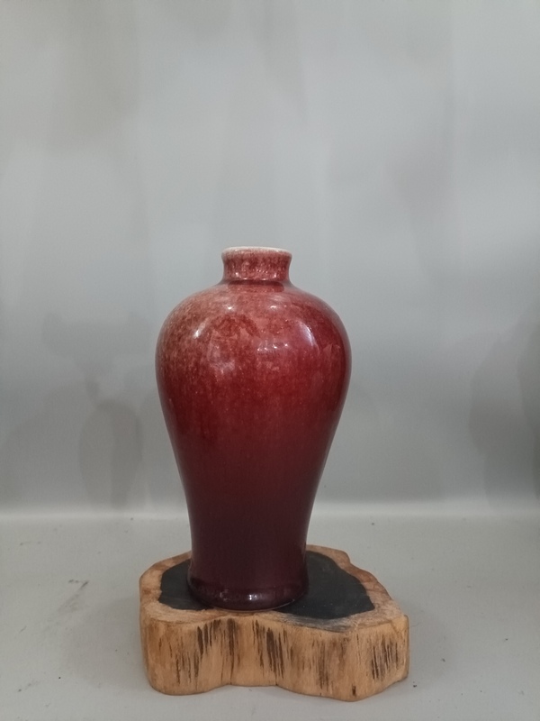 古玩陶瓷非常好看紅釉梅瓶拍賣(mài),當(dāng)前價(jià)格276元