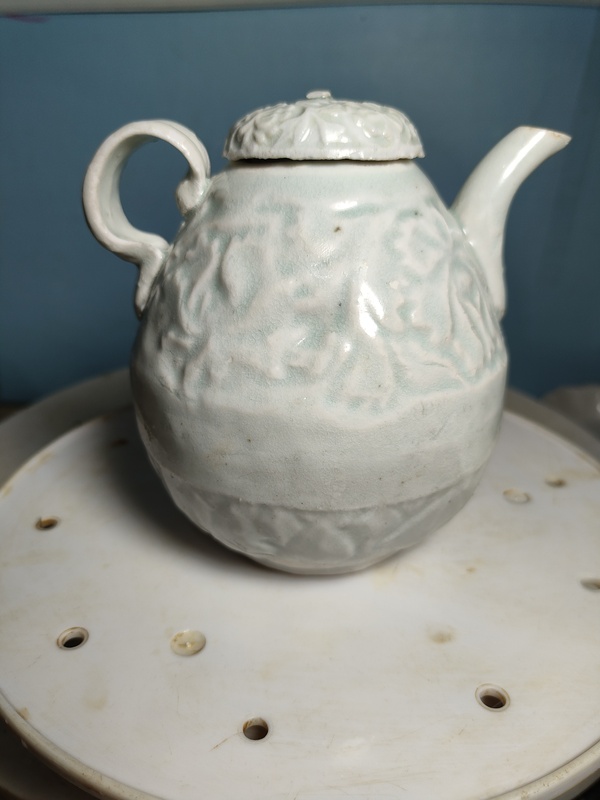 古玩陶瓷青白釉花卉紋小執(zhí)壺拍賣(mài),當(dāng)前價(jià)格11111元