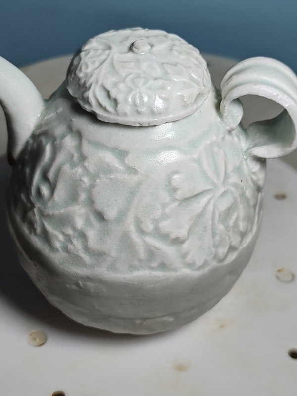 古玩陶瓷青白釉花卉紋小執(zhí)壺拍賣(mài),當(dāng)前價(jià)格11111元