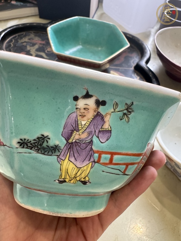 古玩陶瓷粉彩碗真品鑒賞圖