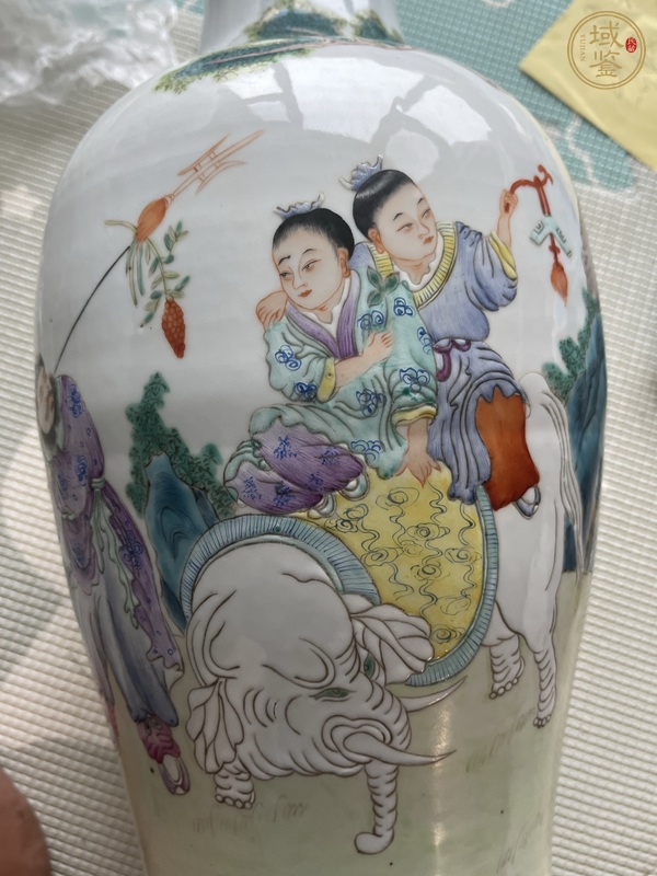 古玩陶瓷粉彩瓶真品鑒賞圖