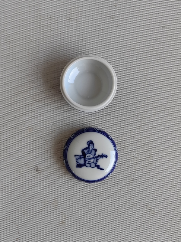古玩陶瓷青花粉盒拍賣,當前價格220元