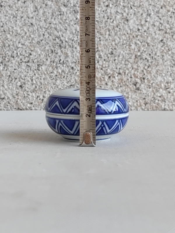 古玩陶瓷青花粉盒拍賣,當前價格220元