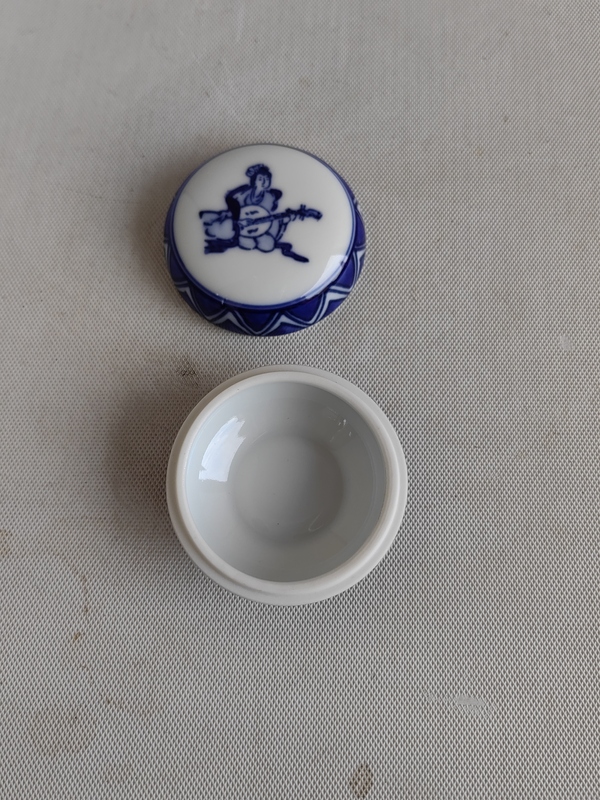 古玩陶瓷青花粉盒拍賣,當前價格220元