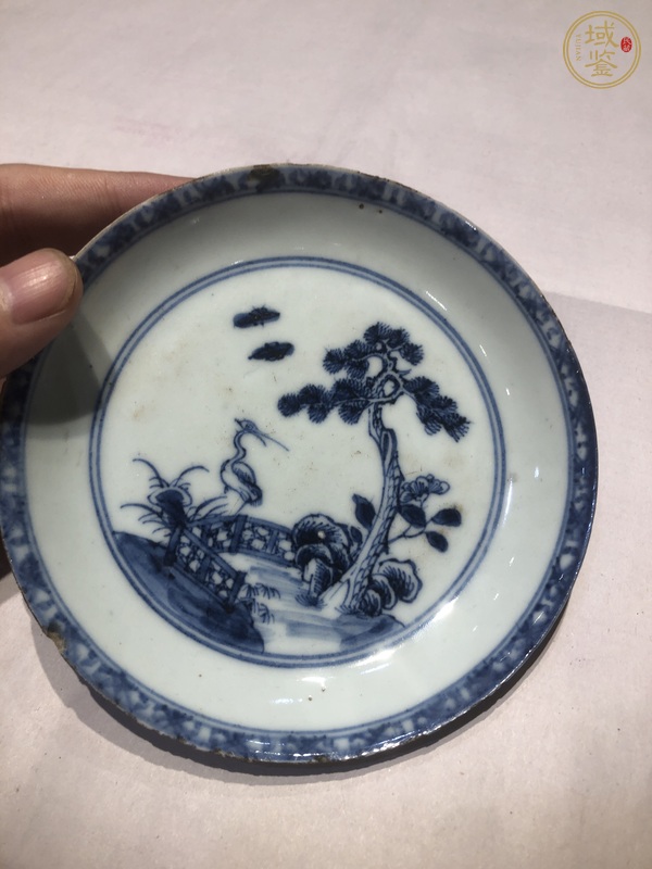 古玩陶瓷松鶴紋青花盤真品鑒賞圖