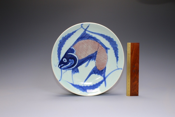 古玩陶瓷清中期·青花釉里紅鯉魚躍龍門盤拍賣，當(dāng)前價(jià)格752元