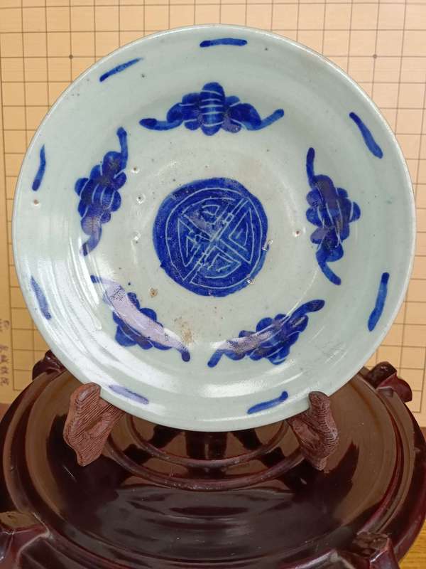 古玩陶瓷清中期.豆青釉青花五福同壽盤(pán)拍賣,當(dāng)前價(jià)格999元