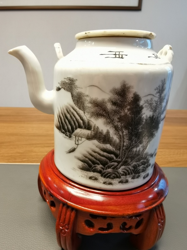 古玩陶瓷仙搓大名家墨彩提梁壺拍賣,當前價格3750元