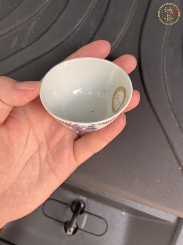 古玩陶瓷三星高照?qǐng)D青花杯真品鑒賞圖