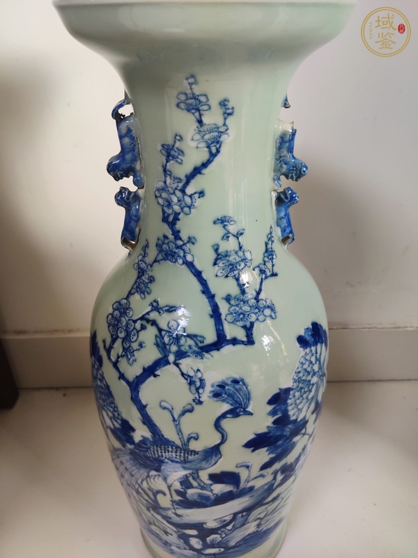 古玩陶瓷花鳥紋青花瓶真品鑒賞圖