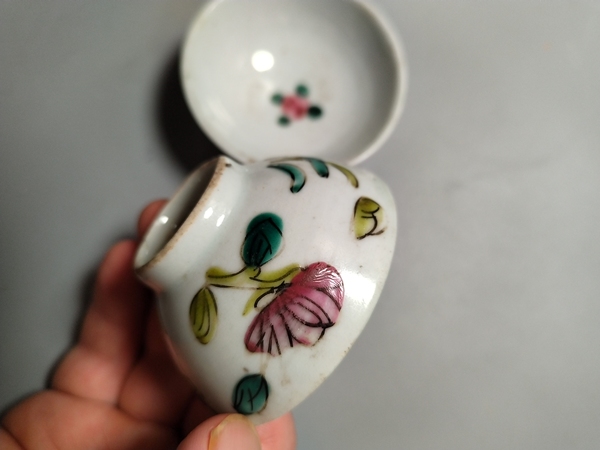古玩陶瓷清末民初. (一對)粉彩四季花卉紋杯拍賣,當前價格168元
