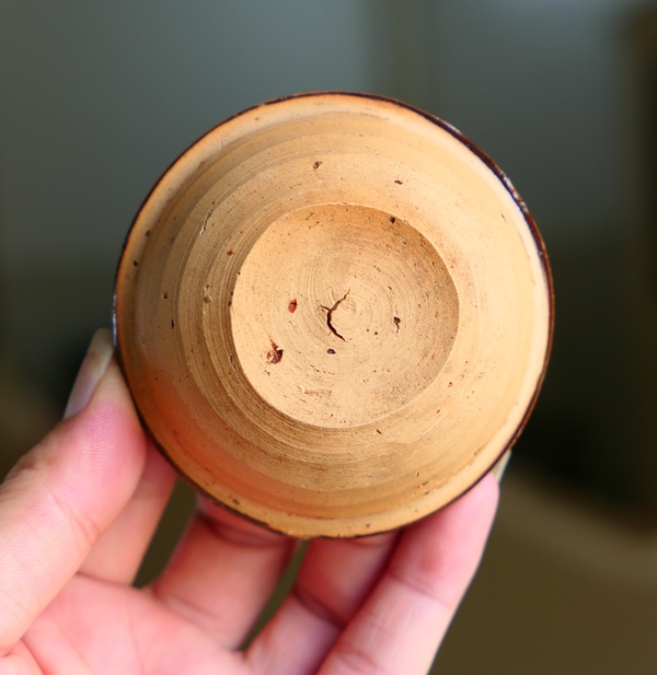 古玩陶瓷明清.紫金釉束口盞拍賣(mài),當(dāng)前價(jià)格980元