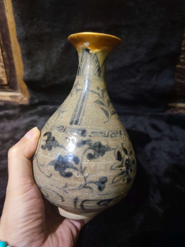 古玩陶瓷元代末青花花卉紋玉壺春瓶拍賣,當前價格9800元