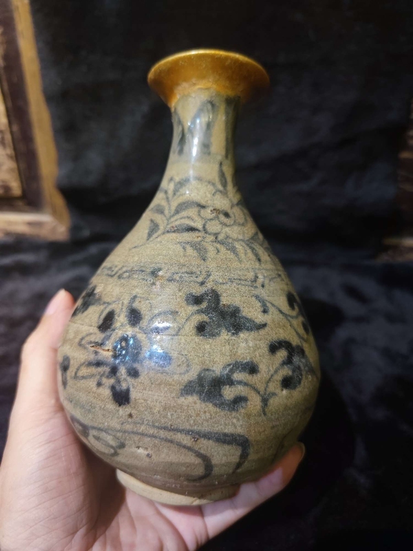 古玩陶瓷元代末青花花卉紋玉壺春瓶拍賣,當前價格9800元