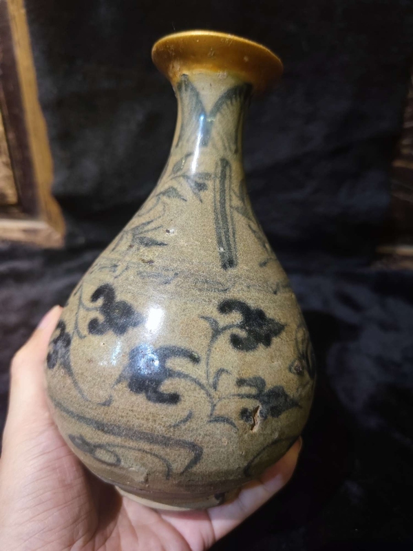 古玩陶瓷元代末青花花卉紋玉壺春瓶拍賣,當前價格9800元