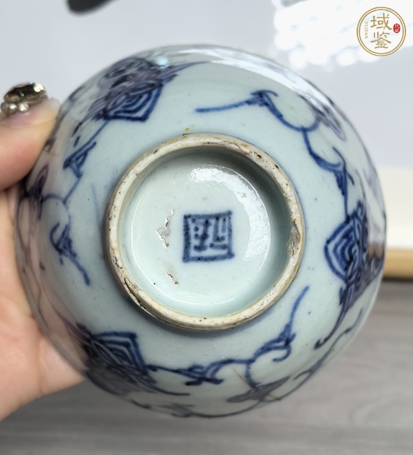 古玩陶瓷青花淡描花卉紋茶圓真品鑒賞圖