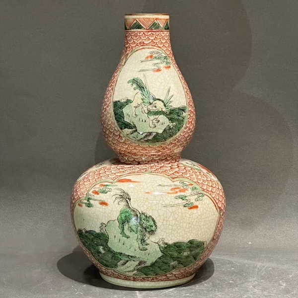 古玩陶瓷哥釉開光五彩海水瑞獸圖葫蘆瓶拍賣,當前價格26800元