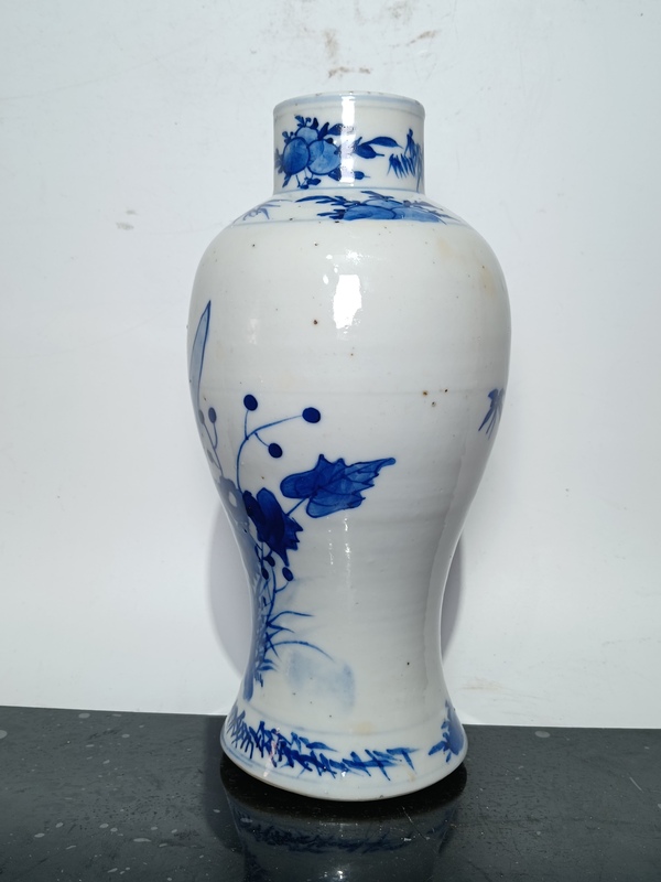 古玩陶瓷晚清青花花鳥紋雞腿瓶拍賣,當前價格4500元