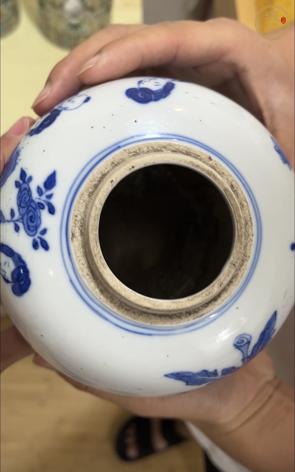 古玩陶瓷青花罐真品鑒賞圖