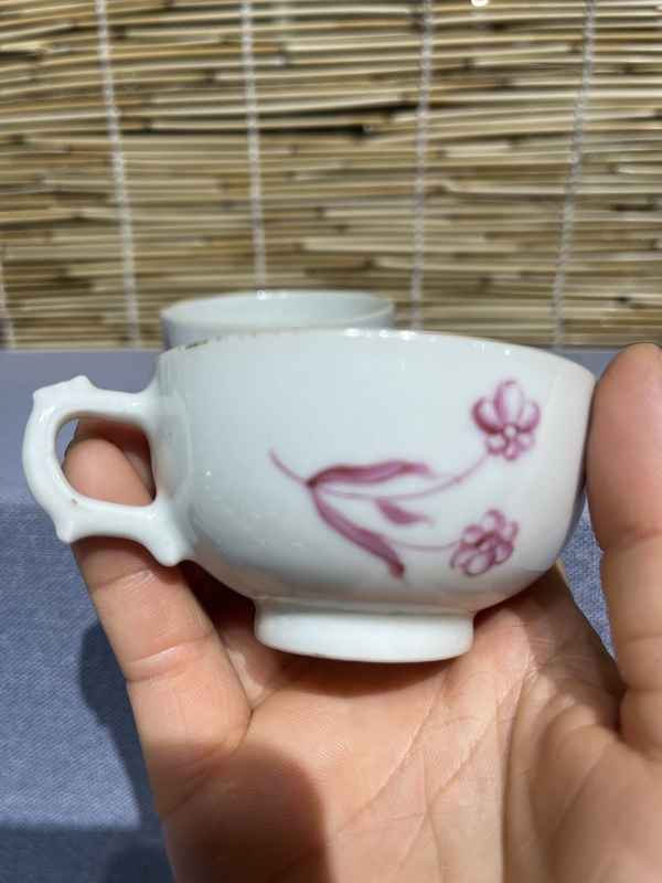 古玩陶瓷胭脂紅彩花卉紋茶杯拍賣(mài)，當(dāng)前價(jià)格2800元